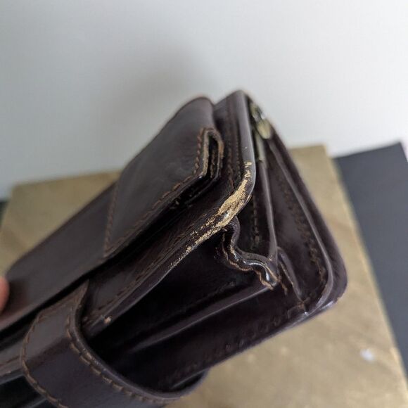 Mancini Vintage brown leather wrist bag purse - Picture 6 of 11